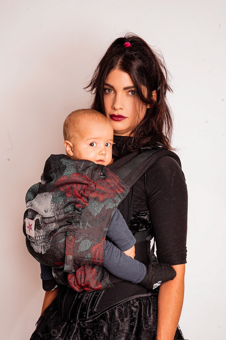 Baby Carrier Flip Skulls n´roses